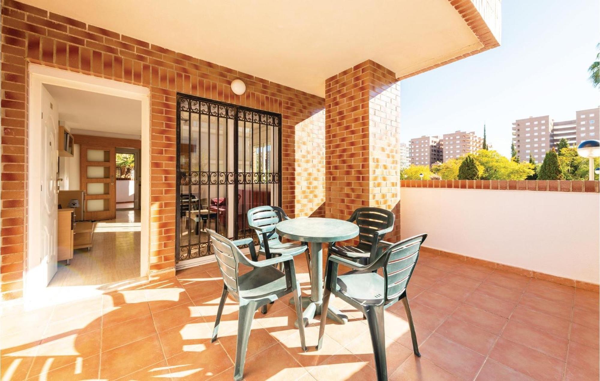Amazing Apartment In Oropesa Del Mar With Kitchen Luaran gambar